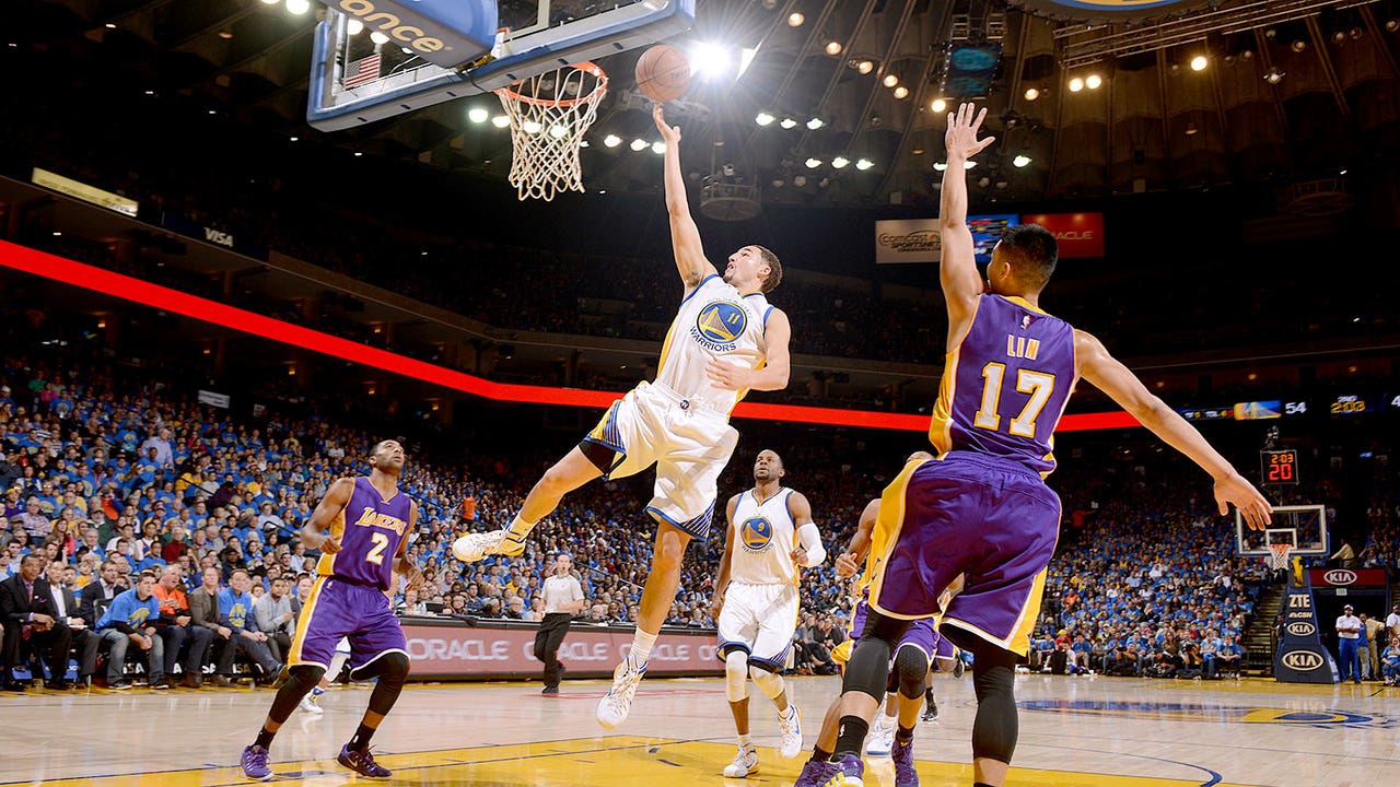 Thompson scores career-high 41 to lead Warriors past Lakers
